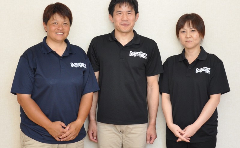 スタッフ3名体制でみなさまの身体をサポートします。